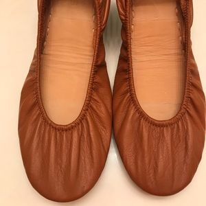 Chestnut size 9